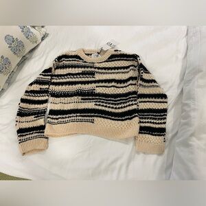 H&M Black and Cream Striped Cropped Girl’s Sweater Size 11-12